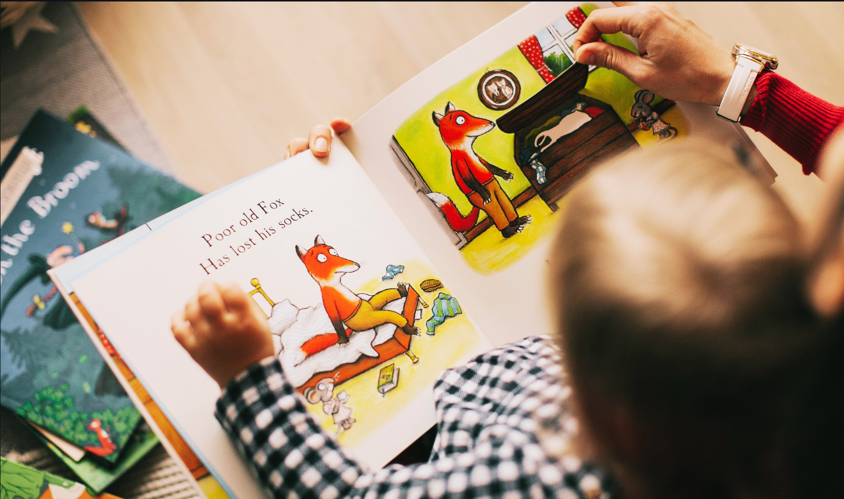 Shivani reading with children